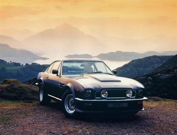 Обои картинки фото автомобили, aston martin, темный, горы, озеро