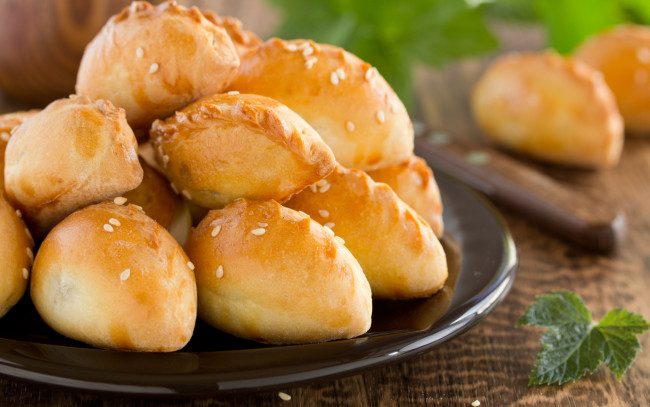 Обои картинки фото еда, хлеб,  выпечка, пирожки, выпечка, кунжут