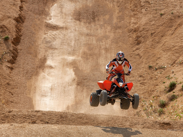 Обои картинки фото мотоциклы, квадроциклы