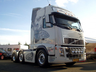 Картинка автомобили volvo trucks