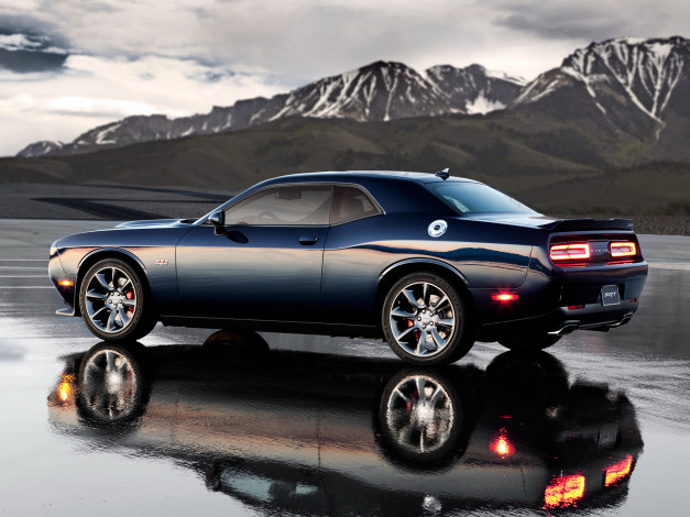 Обои картинки фото автомобили, dodge, lc, challenger, srt, 2015г, темный