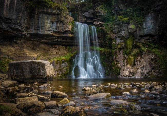Обои картинки фото природа, водопады, водопад, река, обрыв, скалы