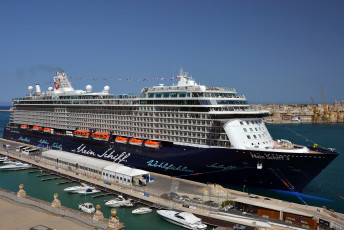 Картинка mein+schiff корабли лайнеры costa fortuna