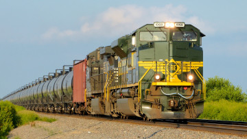 Картинка техника поезда железная дорога рельсы локомотив состав