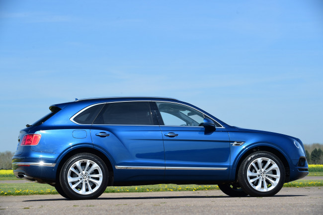 Обои картинки фото автомобили, bentley, 2016г, bentayga, uk-spec