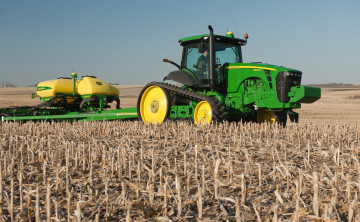Картинка техника тракторы+на+гусенецах john deere