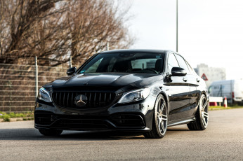 Картинка автомобили mercedes-benz mercedes amg экстерьер manhart w205 2023 cr 600 mercedes-amg c 63 s