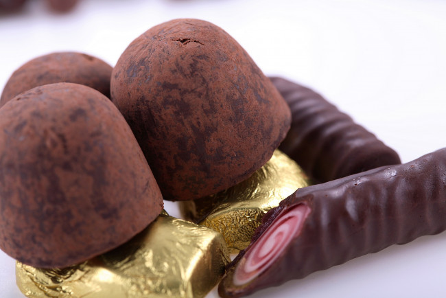 Обои картинки фото еда, конфеты,  шоколад,  мармелад,  сладости, лакомство, ассорти, макро