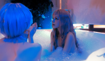 Картинка девушки tenletters косплей образы купание ванна пена