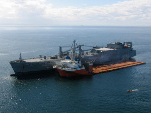 Картинка watkins mighty servant sl12 корабли разные вместе