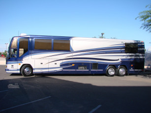 Картинка автомобили автобусы