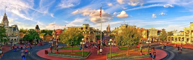 Обои картинки фото города, диснейленд, дома, облака