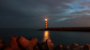 Картинка природа маяки сумерки пирс море