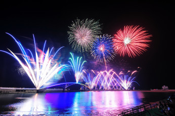Картинка разное салюты +фейерверки ночь фейерверк