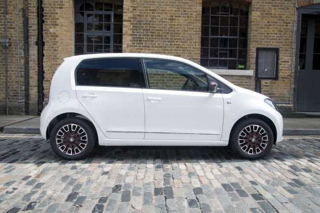 Обои картинки фото автомобили, seat, uk-spec, 2016г, 5-door, mii, by, mango