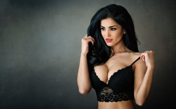 Картинка девушки -unsort+ брюнетки +шатенки белье