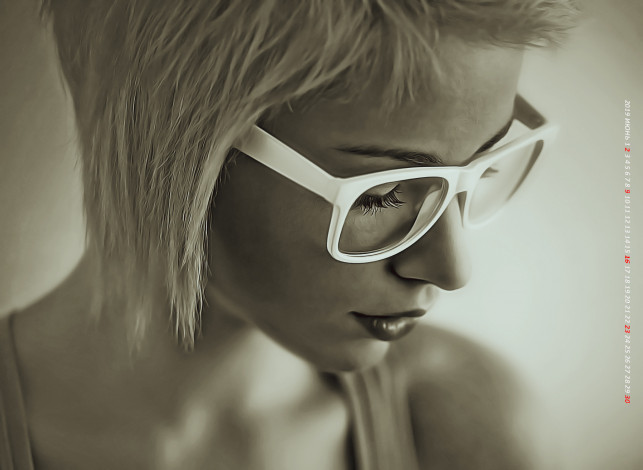 Обои картинки фото календари, компьютерный дизайн, очки, лицо, девушка