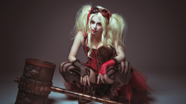 Обои картинки фото девушки, - креатив,  косплей, девушка, косплей, темный, фон, поза, yuriko, tiger