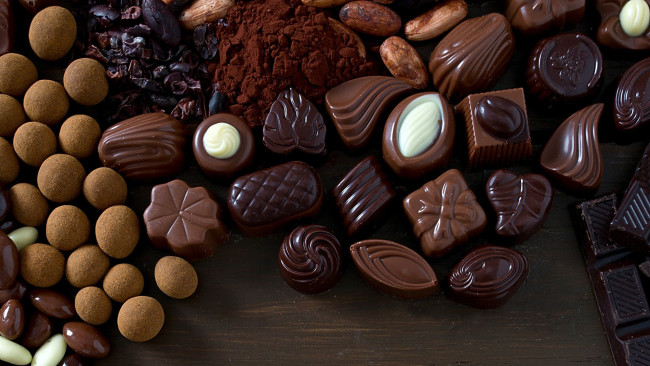 Обои картинки фото еда, конфеты,  шоколад,  мармелад,  сладости, шоколадные, ассорти
