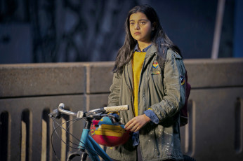 Картинка ms +marvel+ мини–сериал+2022 кино+фильмы -unknown+ другое мисс марвел мини сериал фантастика фэнтези боевик комедия disney plus iman vellani