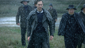 Картинка the+essex+serpent+ мини–сериал+2022 кино+фильмы -unknown+ другое tom hiddleston will ransome змей в эссексе драма детектив сериал том хиддлстон
