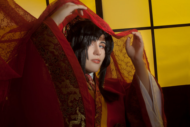 Обои картинки фото девушки, олеся новицкая, свадьба, костюм