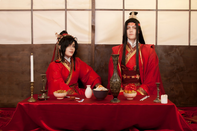 Обои картинки фото девушки, олеся новицкая, свадьба, костюмы