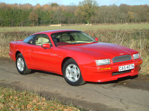 Картинка автомобили aston martin