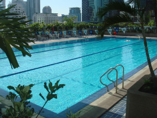 Картинка интерьер бассейны открытые площадки бассейн