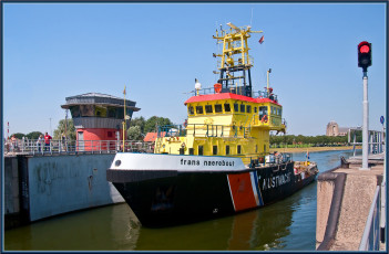 Картинка корабли баркасы буксиры буксир