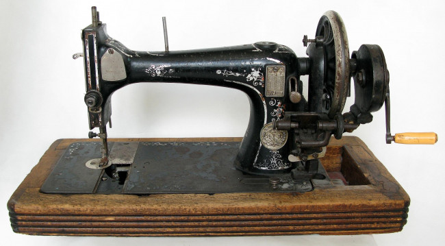 Обои картинки фото разное, предметы, быта, швейная, машинка