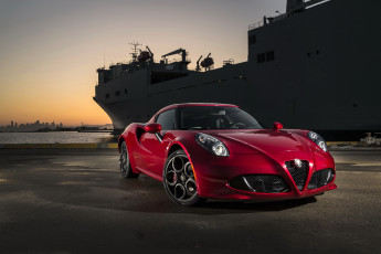 Картинка 2015+alfa+romeo+4c автомобили alfa+romeo alfa romeo красный корабль сумерки