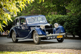 Картинка riley+kestrel автомобили классика автопробег выставка автошоу