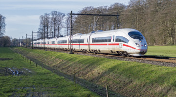 Картинка техника поезда рельсы состав локомотив