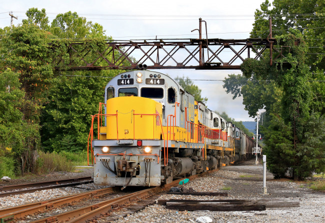 Обои картинки фото техника, поезда, рельсы, локомотив, состав