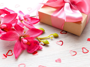 Картинка праздничные подарки+и+коробочки подарок цветы бант коробка