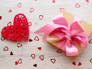 Картинка праздничные подарки+и+коробочки подарок цветы бант коробка