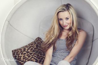 обоя sophia smith, девушки, девушка, красивая, супер, секси, няша, нежная, классная, модница, лапочка, мадам