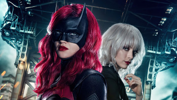 Картинка batwoman+ сериал+2019+–+ кино+фильмы batwoman бэтвумен фантастика боевик драма криминал сериал ruby rose
