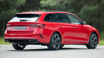 обоя skoda octavia combi rs 2020, автомобили, skoda, octavia, combi, rs, 2020, крутой, семейный, автомобиль, с, большим, сердцем