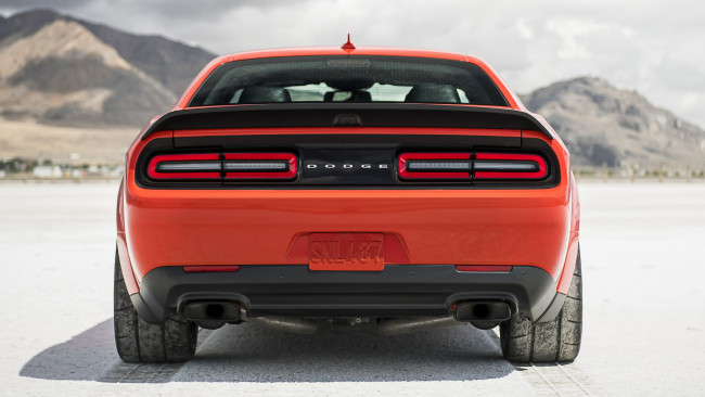 Обои картинки фото dodge challenger srt super stock widebody 2020, автомобили, dodge, challenger, srt, super, stock, widebody, 2020, легендарный, американский, ковбой, который, умеет, жечь, покрышки