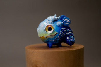 обоя разное, игрушки, дракончик, фигурка