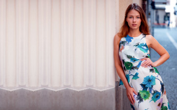 Картинка девушки jenna+kseniya цветастое платье