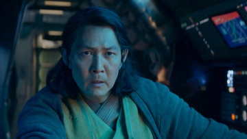 Картинка the+acolyte+ сериал+2024+–+ кино+фильмы сериал the acolyte сeриал фантастика боевик драма детектив фэнтези disney lee jeong jae кадры из фильма