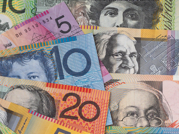 Обои картинки фото разное, золото, купюры, монеты