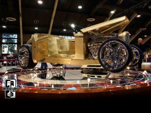 Картинка автомобили выставки уличные фото