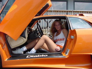 Картинка автомобили авто девушками