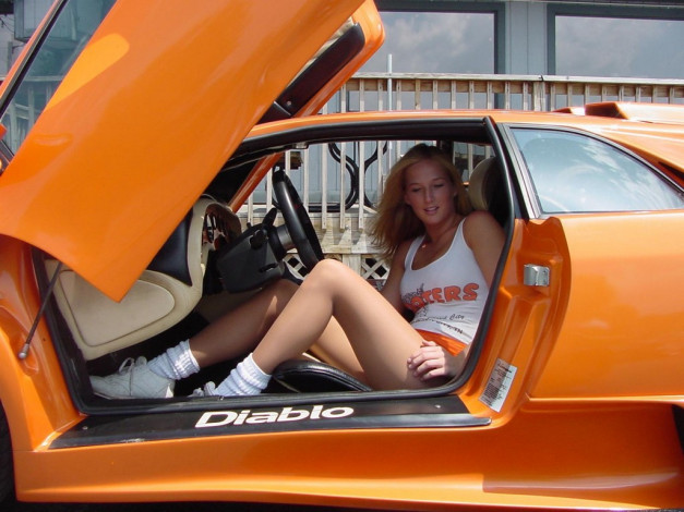 Обои картинки фото автомобили, авто, девушками