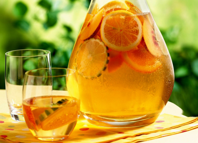 Обои картинки фото еда, напитки, лимонад, апельсин, графин, оранжевый