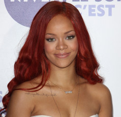 Картинка rihanna музыка автор песен певица r n b дэнсхолл регги сша актриса филантроп продюсер